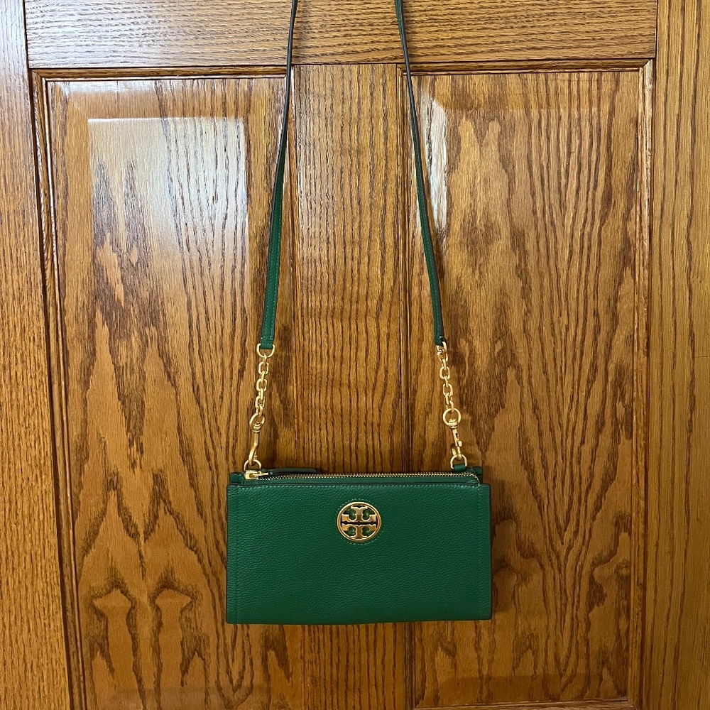 NEW W/O Tags Tory Burch Carson Zip Top Crossbody Bag